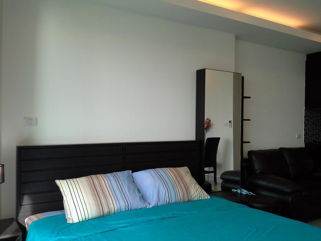 Cosy Beach View Apartments Патая Екстериор снимка
