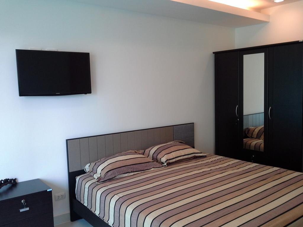 Cosy Beach View Apartments Патая Екстериор снимка