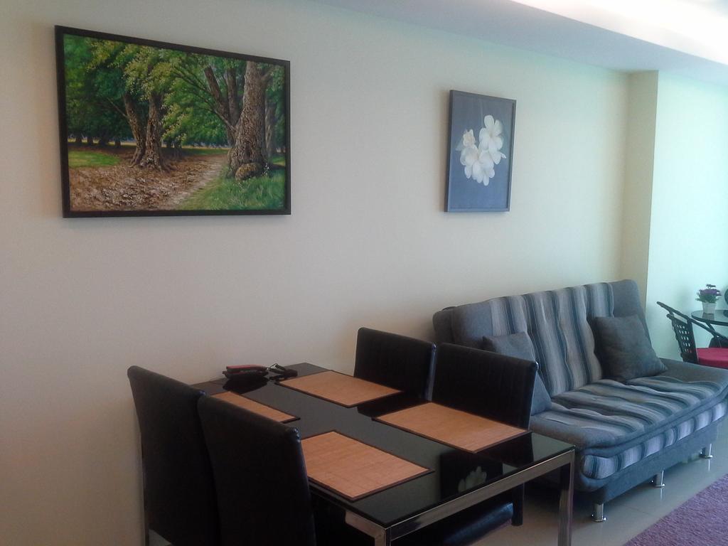 Cosy Beach View Apartments Патая Екстериор снимка