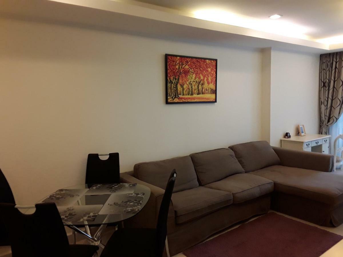 Cosy Beach View Apartments Патая Екстериор снимка